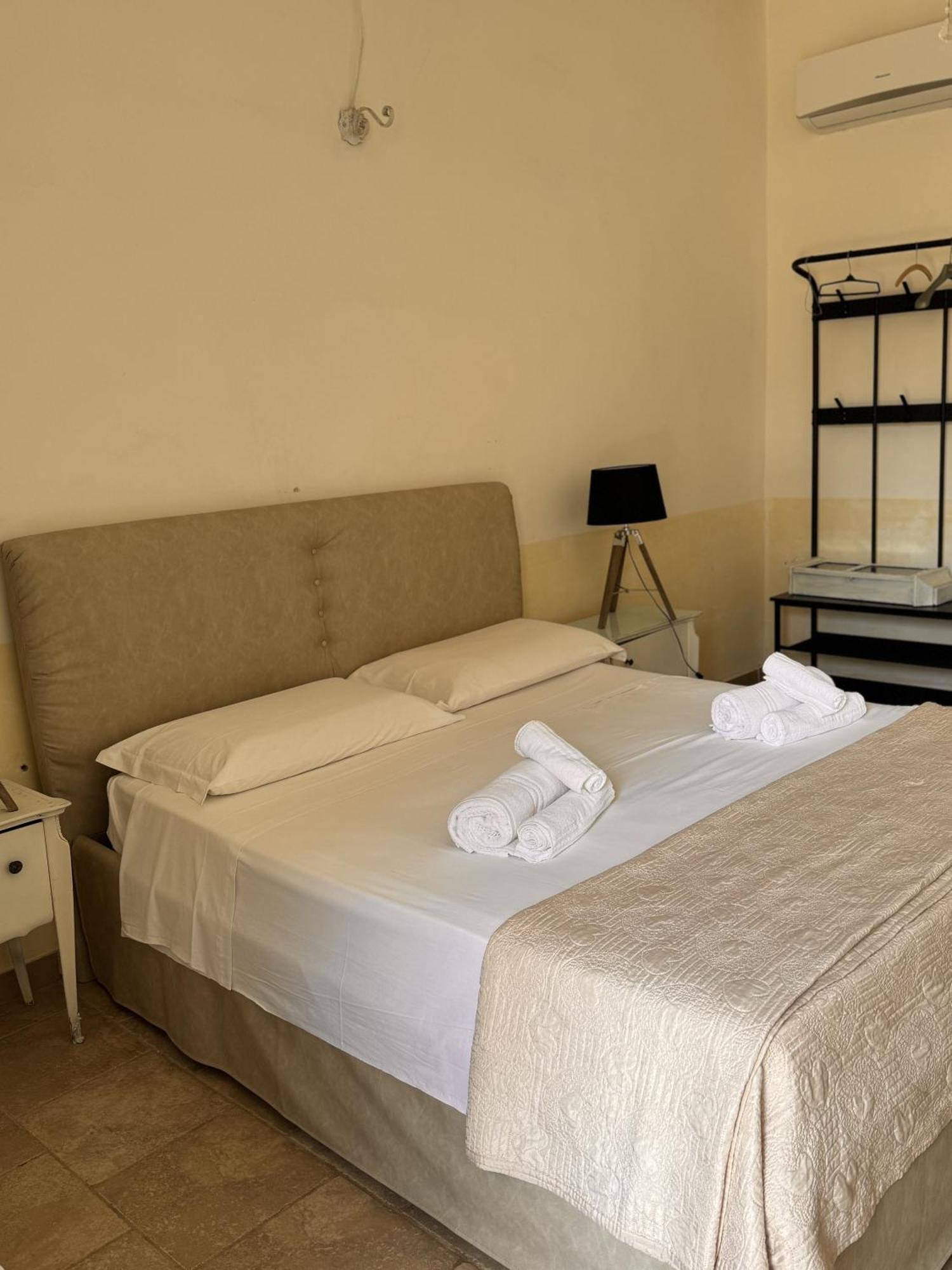 Agriturismo Tenuta Sant'Antonio Cerfignano Eksteriør billede